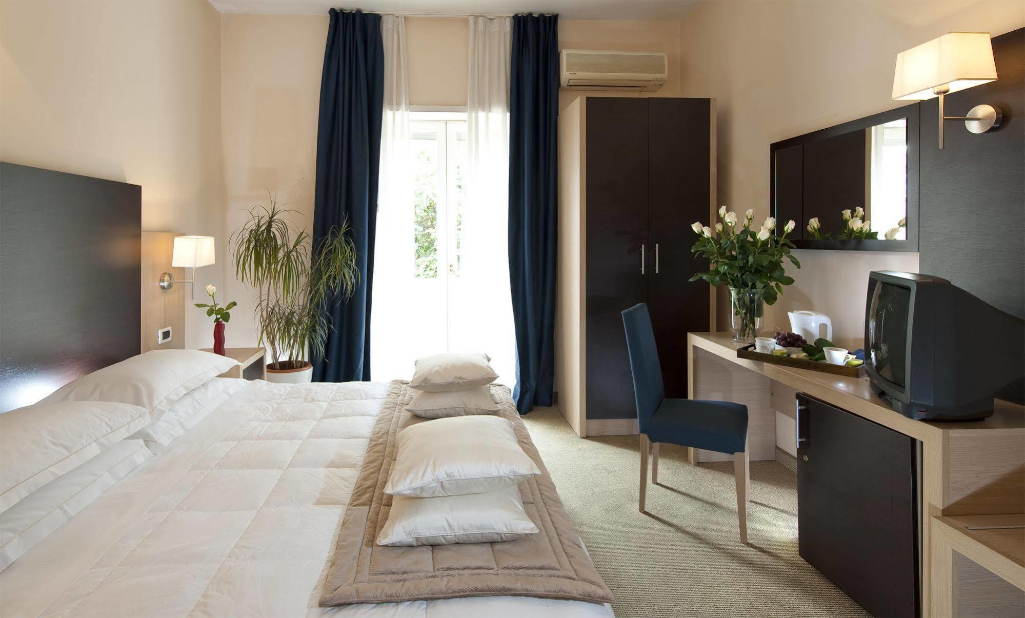 Hotel C-hotels Club House 4*